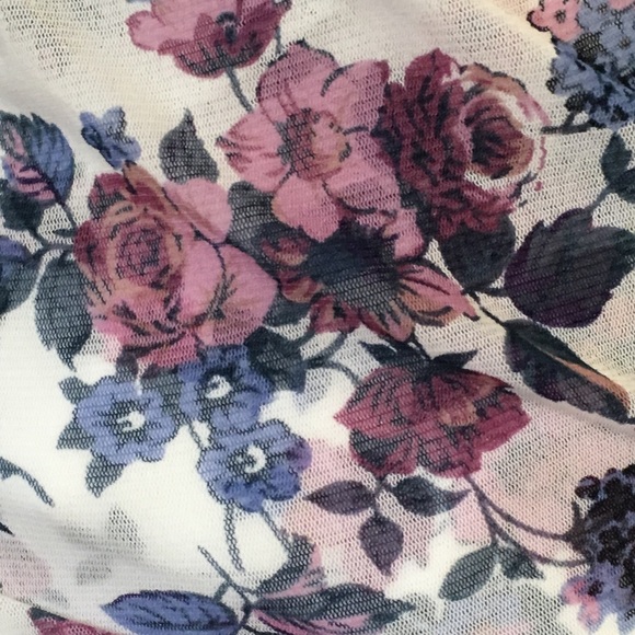 Karen Kane Floral Print Mesh Wrap Top. - Picture 7 of 9